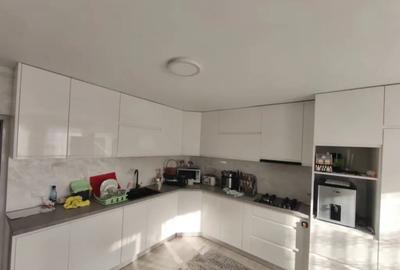 Casă cu 4 camere cu Teren 1500 Mp în Vicovu de Sus - 10