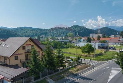 Casa / Vila de vanzare in Rasnov, afacere-Pensiune clasificata - 2