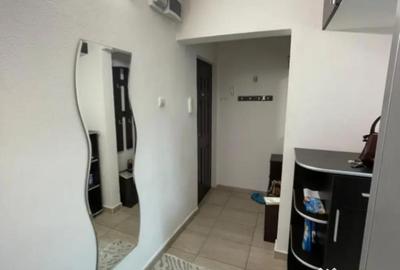 Apartament cu 2 camere semidecomandat în Rovine - 2