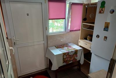 Inchiriez garsoniera in Galata 2. Pretul include toate utilitatile. - 4