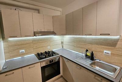 Inchiriez Apartament 2 Camere Decomandat - 6