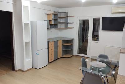 Apartament cu 3 camere decomandat în Bran - 2