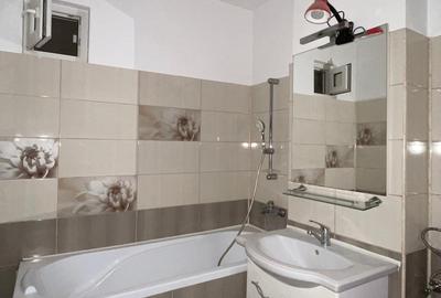 Apartament cu 3 camere decomandat în Dacia - 9