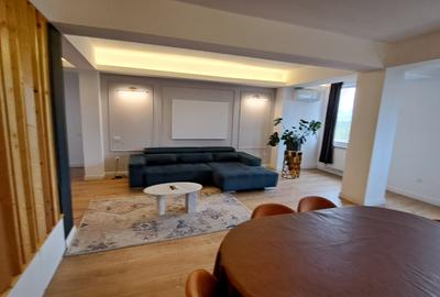 APARTAMENT 3 CAMERE   CU 3 BAI - LUX - LOC PARCARE - COMISION 0 - 6