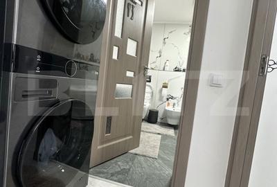 Apartament cu 4 camere decomandat în Central - 1