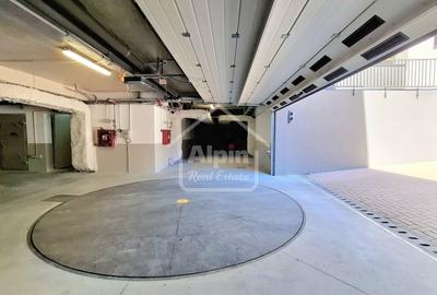 Apartament cu 3 camere decomandat, mobilat în Tractorul - 28
