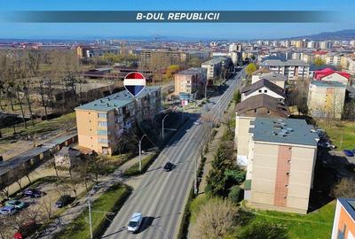 Apartament cu 2 camere decomandat, mobilat în Republicii - 28