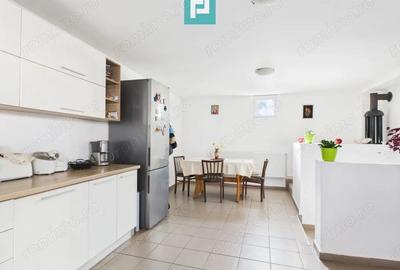 Casa cu 4 camere, curte ?i atelier mecanic - Sebe? - 4