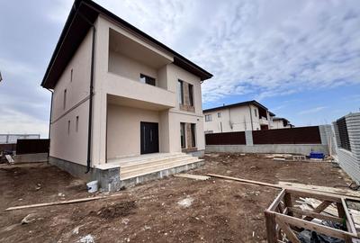 Casă individuală cu 5 camere cu Canalizare în Fundeni - 1