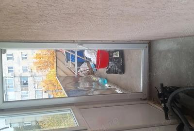 De vanzare apartament 2 camere - 2