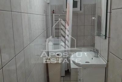 Apartament cu 3 camere semidecomandat, mobilat în Dacia - 4