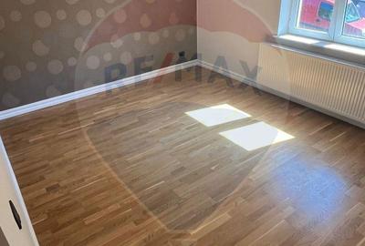 Casa / Vila cu 5 camere de vanzare in ILBA - 15