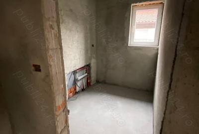 Casă cu 5 camere în Ghiroda - 1