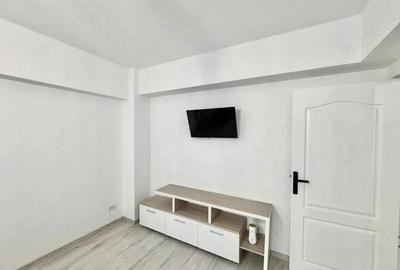 Apartament cu 2 camere decomandat în Moșilor