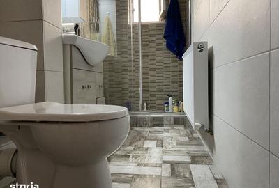 Apartament cu 3 camere decomandat în Micro 11 - 11