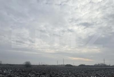 Teren de 2000 mp, în Periferie - 2