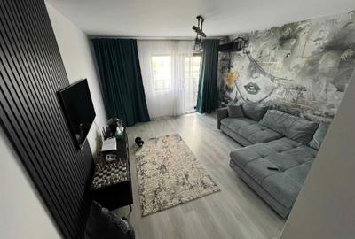 Apartament cu 3 camere decomandat în Central - 1