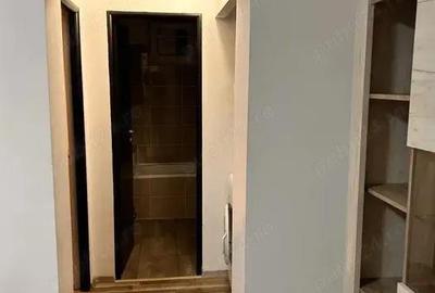 Apartament cu 2 camere semidecomandat în Tomis II