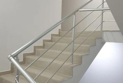 Garsonieră decomandată în Roșu - 6