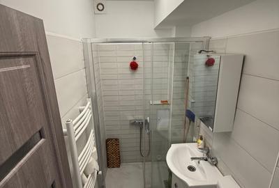 Apartament cu 2 camere în 15 Noiembrie - 7