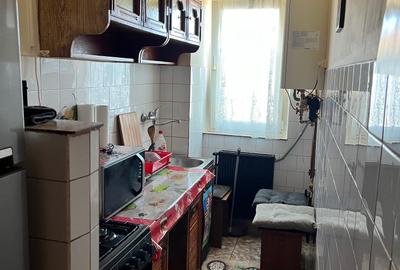 De vanzare Ap.2 cam Zarnesti, Str.Ciucas De vanzare Ap.2 cam Zarnesti, Str.Ciucas - 3