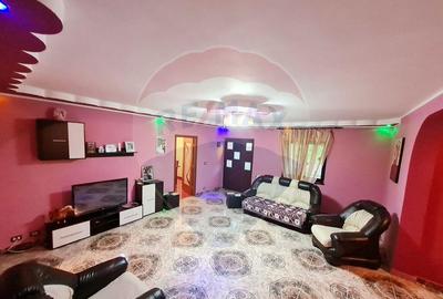 Casa cu 6 camere de vanzare in zona de munte - 6