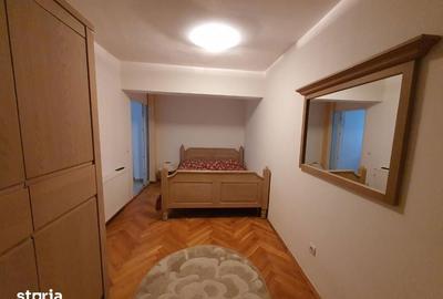 Apartament cu 4 camere în Central - 6