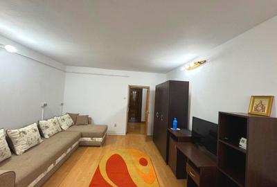 Garsonieră decomandată, mobilată în Podul de Piatră - 2