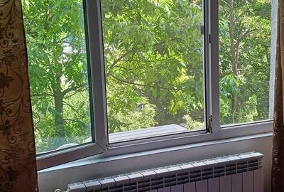 Apartament cu 2 camere semidecomandat în Micro 16