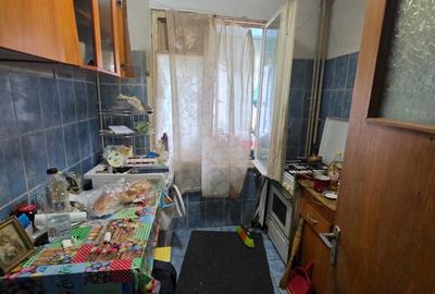 Apartament cu 3 camere decomandat în 1 Decembrie 1918 - 2