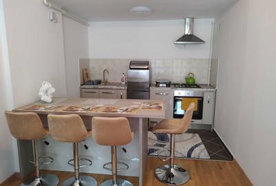 Apartament cu 2 camere decomandat în Central - 2