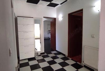 Casă cu 3 camere cu Canalizare în Glina - 4