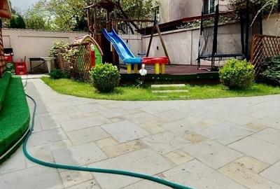 Casă individuală cu 7 camere cu Canalizare în Apărătorii Patriei - 15