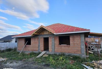 Casă în zona Hărman, cod 8111 - 4