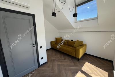Apartament cu 3 camere decomandat în Turnișor - 11