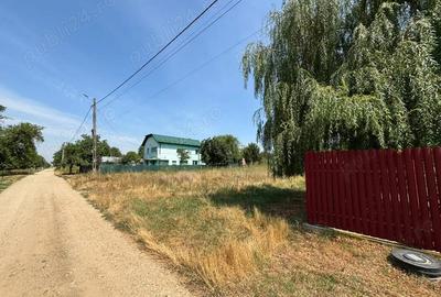 Teren de 4000 mp, în Central - 1
