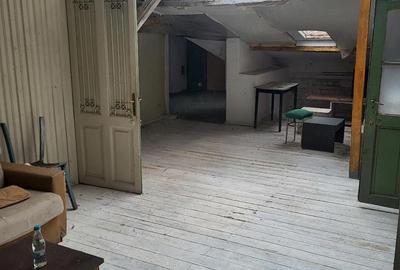 Casă cu 6 camere cu Teren 150 Mp în Centrul Istoric - 2