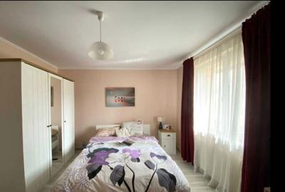 Apartament cu 2 camere decomandat în Cornișa - 9