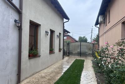 Casă individuală cu 7 camere cu Canalizare în Aradul Nou - 31