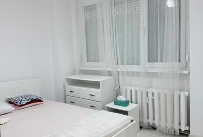 Apartament cu 3 camere semidecomandat, mobilat în Grivița