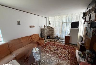 Casă cu 4 camere în Ultracentral