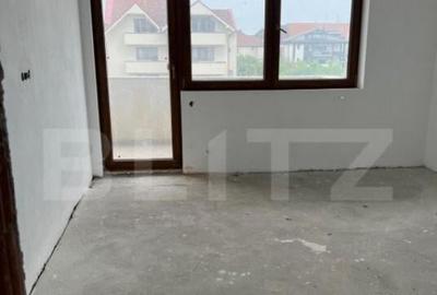 Apartament de 3 camere, 2 balcoane, 93 mp, etaj 1 - 10