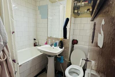 Apartament cu 3 camere semidecomandat în Central - 3