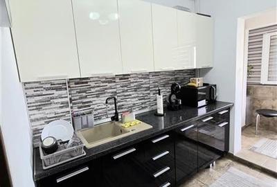 Apartament 3 Camere, Renovat Complet, Modern, zona CET - 8