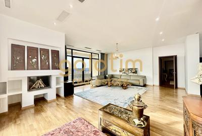 Apartament cu 4 camere decomandat, mobilat în Iancu Nicolae