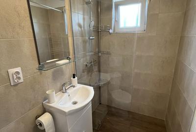 Apartament cu 2 camere decomandat în Central - 4