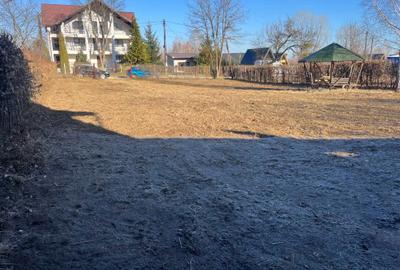 Teren de 1000 mp, în Exterior Vest - 1