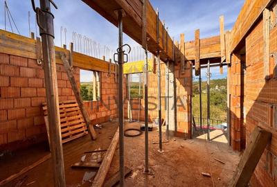 CASA INDIVIDUALA DE VANZARE SOPOR 800MP CURTE - 10