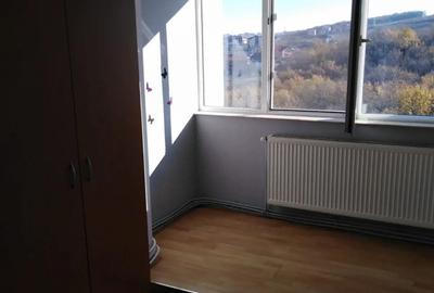 Vand Apartament 2 camere Parang - 2