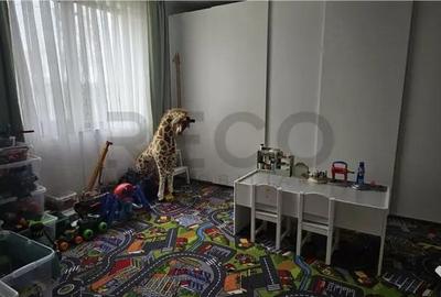 Casă cu 4 camere cu Canalizare în Sântandrei - 2
